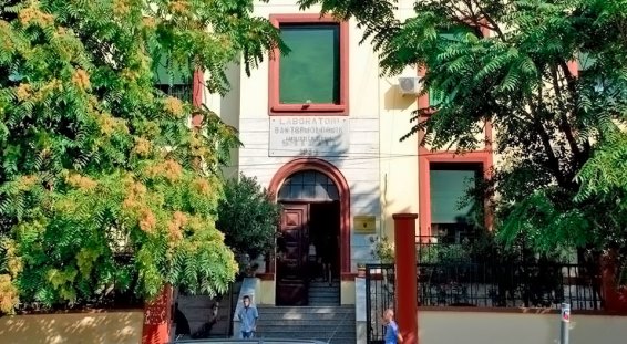Universiteti i Mjekesise merr vendimin: Studentet kthehen ne auditore